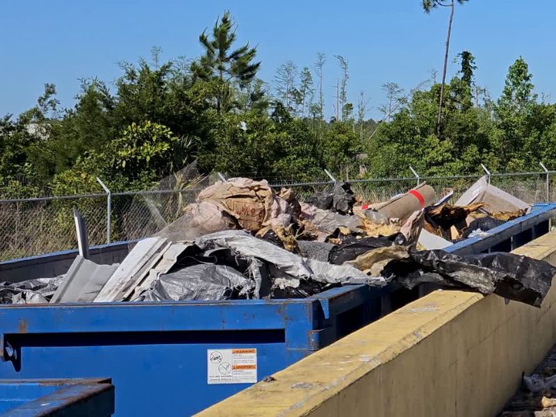 postavljen kontejner za šut